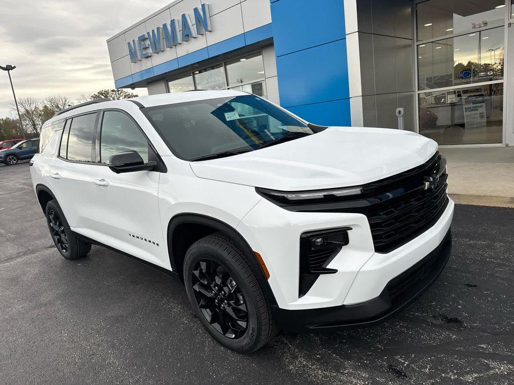 new 2026 Chevrolet Traverse car, priced at $48,205