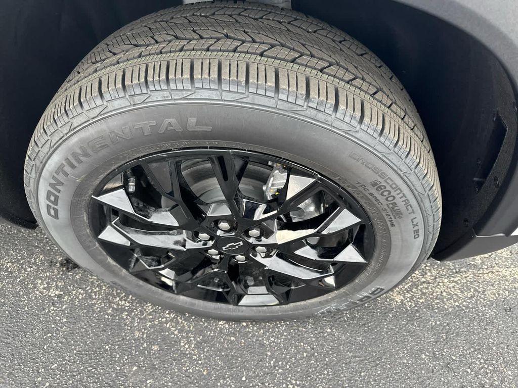 new 2026 Chevrolet Traverse car, priced at $48,205