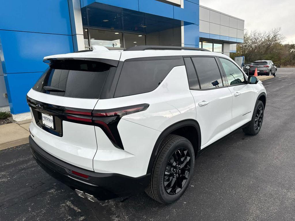 new 2026 Chevrolet Traverse car, priced at $48,205