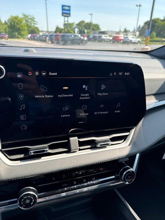 new 2026 Chevrolet Equinox car, priced at $31,599