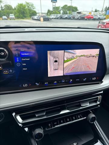 new 2025 Chevrolet Traverse car, priced at $46,060