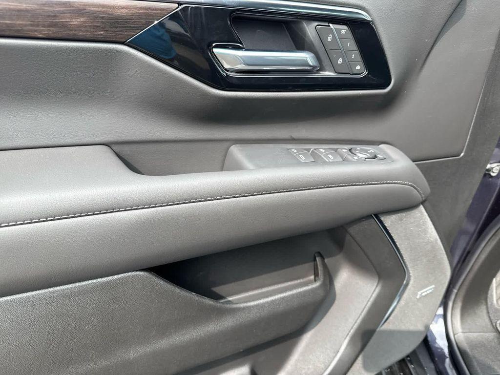 new 2025 Chevrolet Tahoe car, priced at $69,469