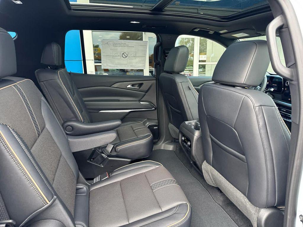 new 2026 Chevrolet Traverse car, priced at $58,750