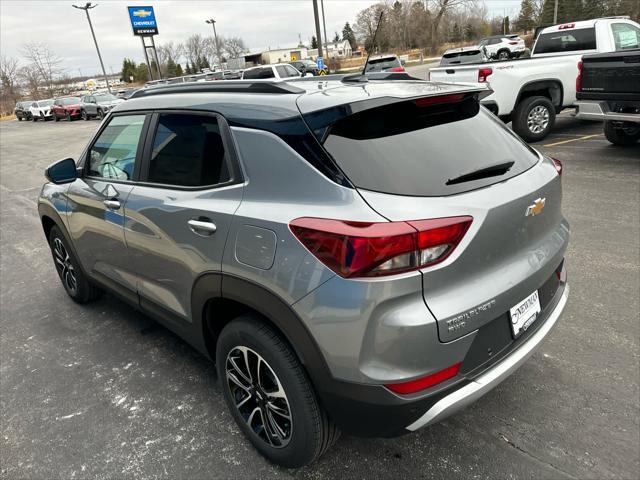 new 2025 Chevrolet TrailBlazer car, priced at $30,275