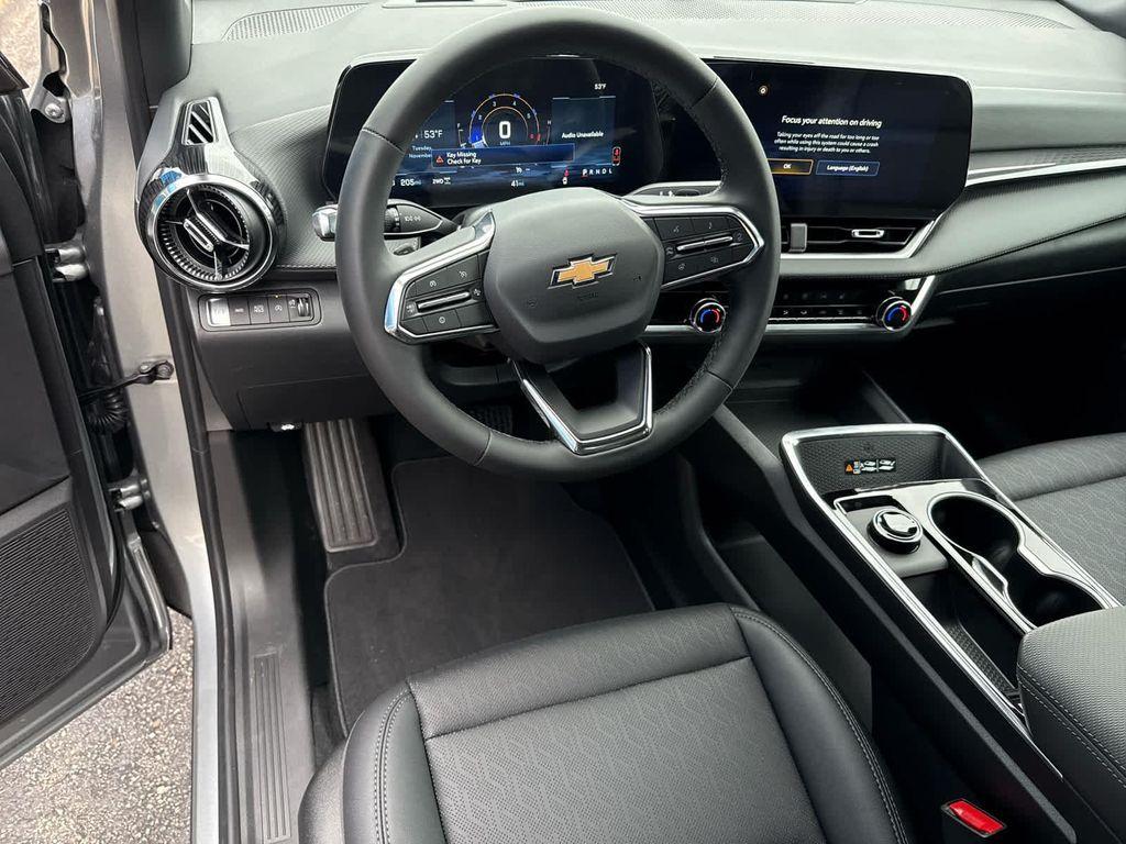 new 2026 Chevrolet Equinox car, priced at $35,145