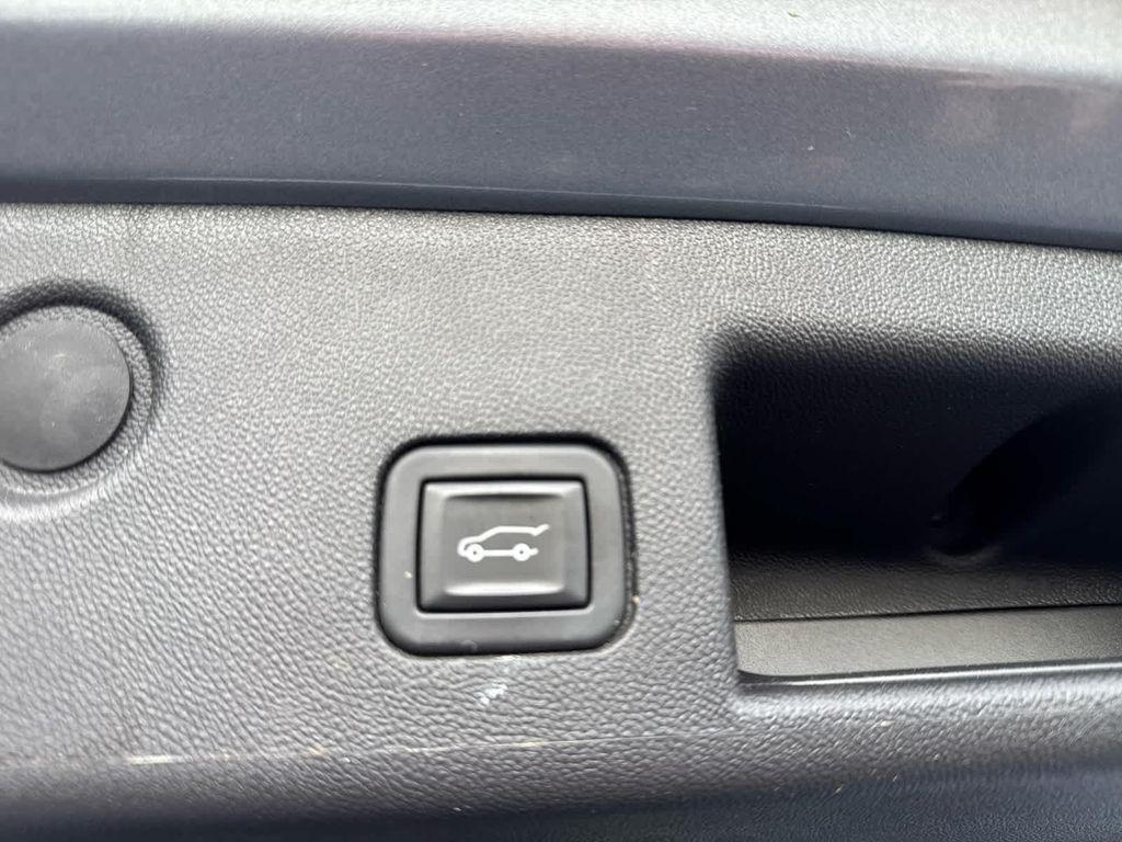 used 2023 Chevrolet Equinox car, priced at $28,355