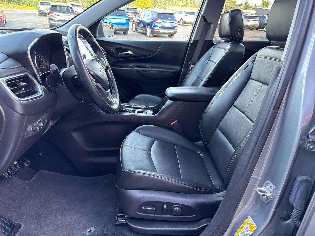 used 2023 Chevrolet Equinox car, priced at $28,355