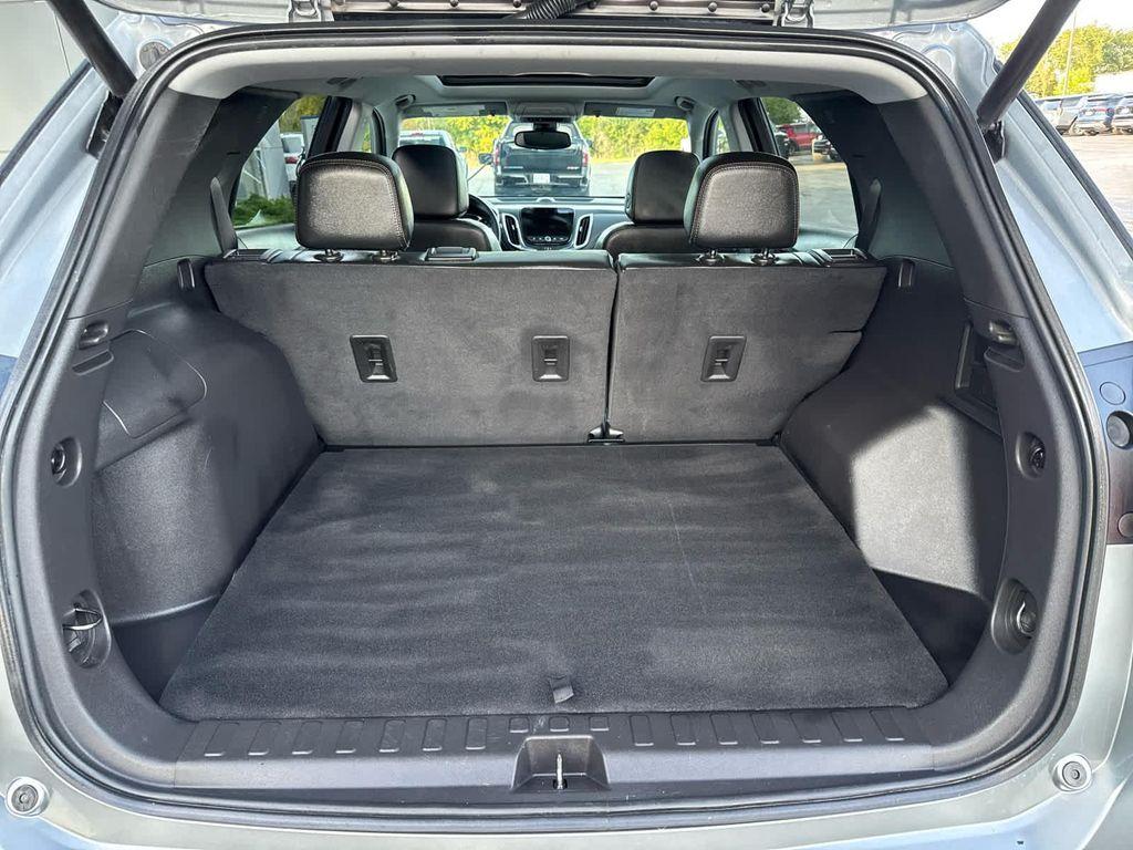 used 2023 Chevrolet Equinox car, priced at $28,355
