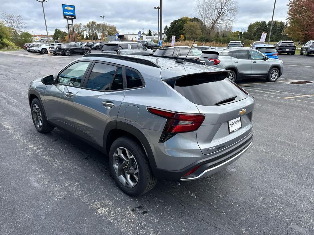 new 2026 Chevrolet Trax car, priced at $25,885