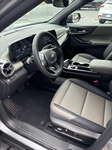 new 2026 Chevrolet Equinox car, priced at $36,085