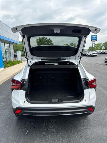 new 2025 Chevrolet Trax car, priced at $27,185