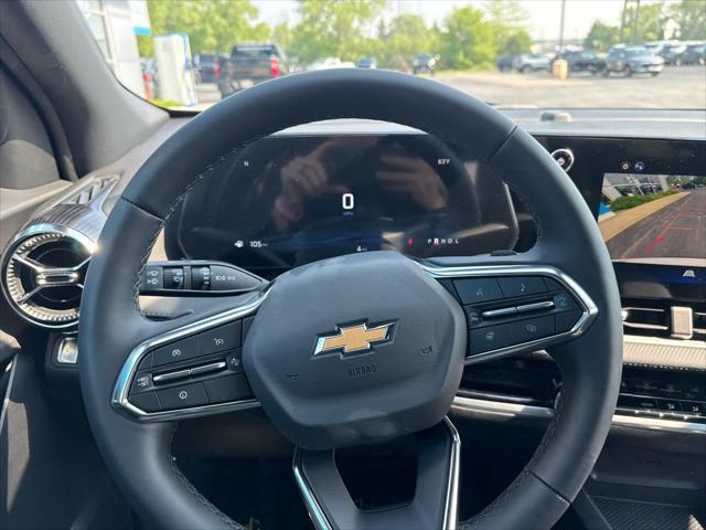new 2026 Chevrolet Equinox car, priced at $29,998