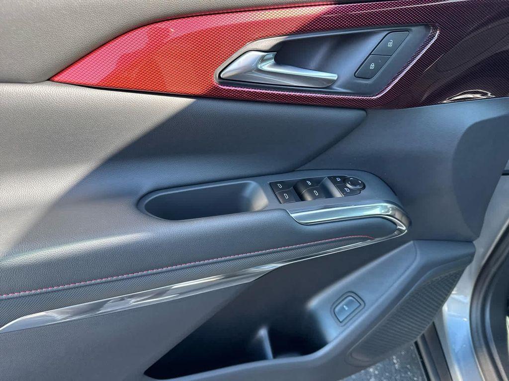 new 2026 Chevrolet Traverse car, priced at $51,020