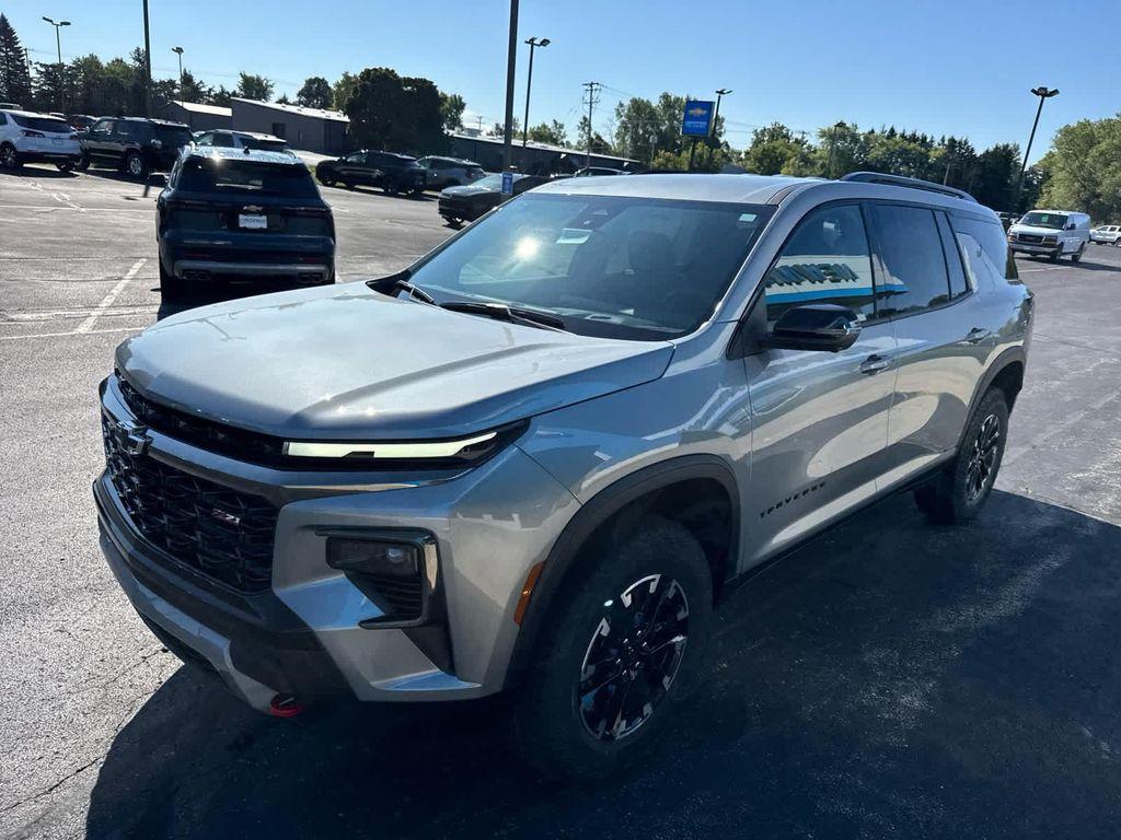 new 2026 Chevrolet Traverse car, priced at $51,020