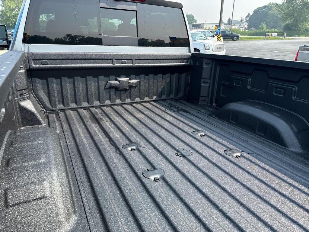 new 2025 Chevrolet Silverado 3500 car, priced at $72,998