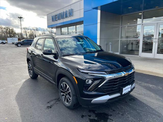 new 2025 Chevrolet TrailBlazer car, priced at $26,003