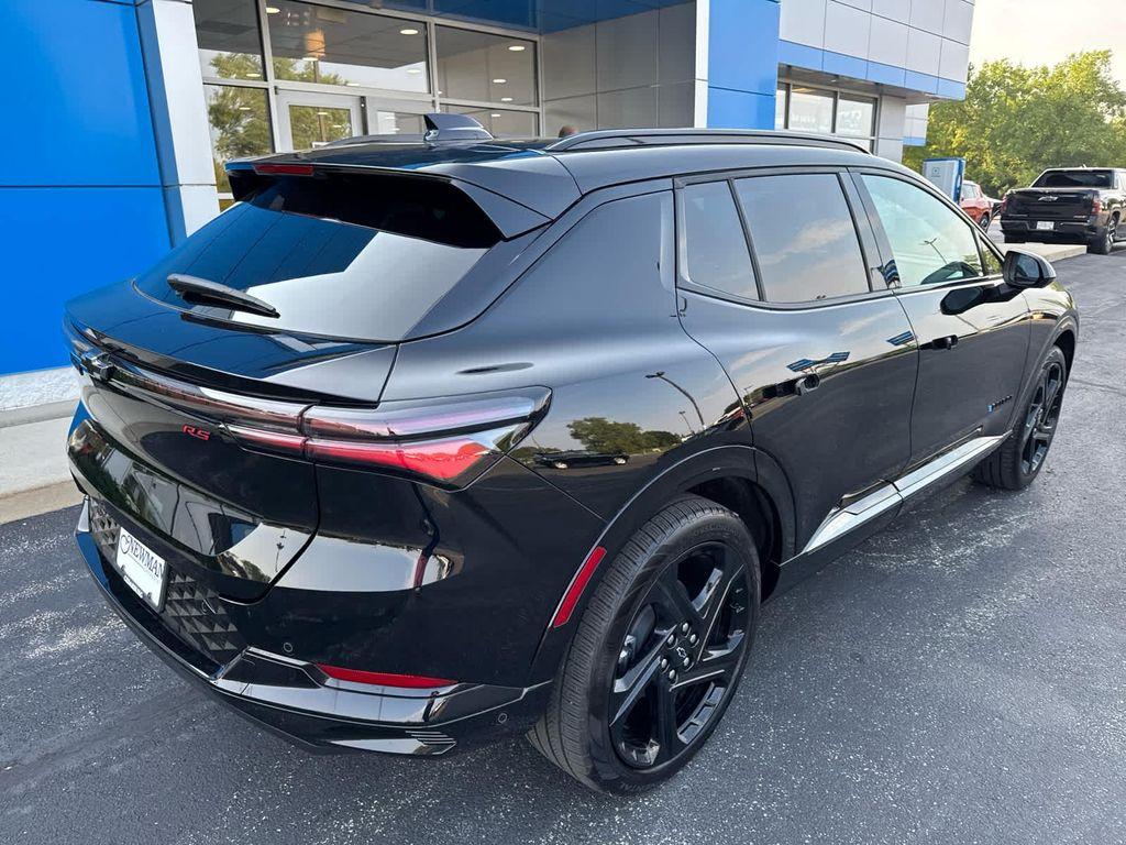used 2024 Chevrolet Equinox EV car, priced at $28,496