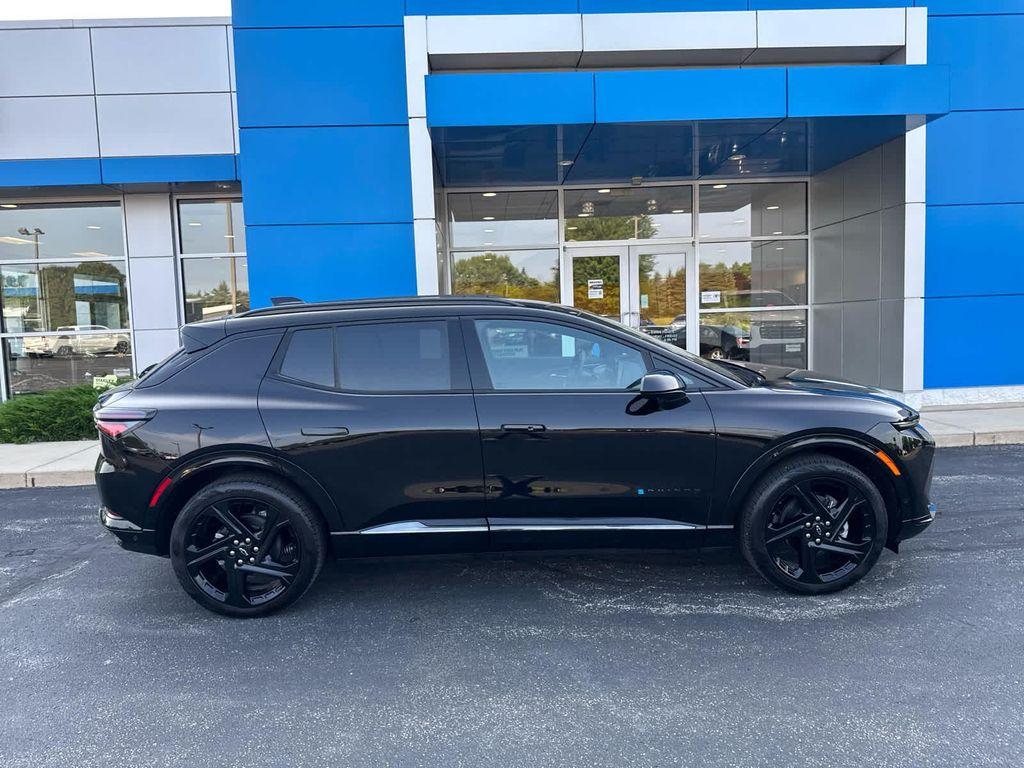 used 2024 Chevrolet Equinox EV car, priced at $28,496