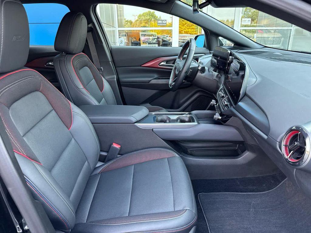 used 2024 Chevrolet Equinox EV car, priced at $28,496