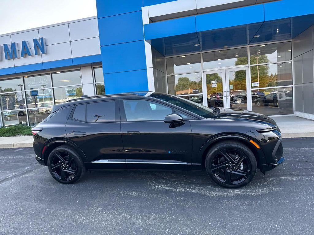 used 2024 Chevrolet Equinox EV car, priced at $28,496