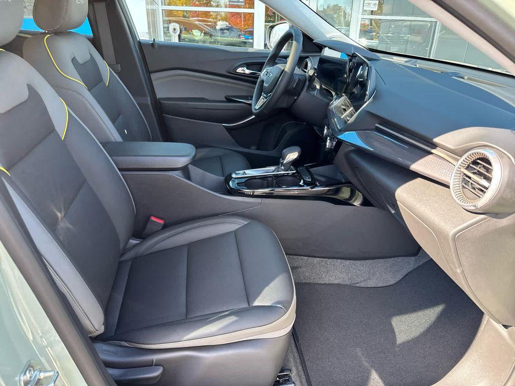 new 2026 Chevrolet Trax car, priced at $27,685