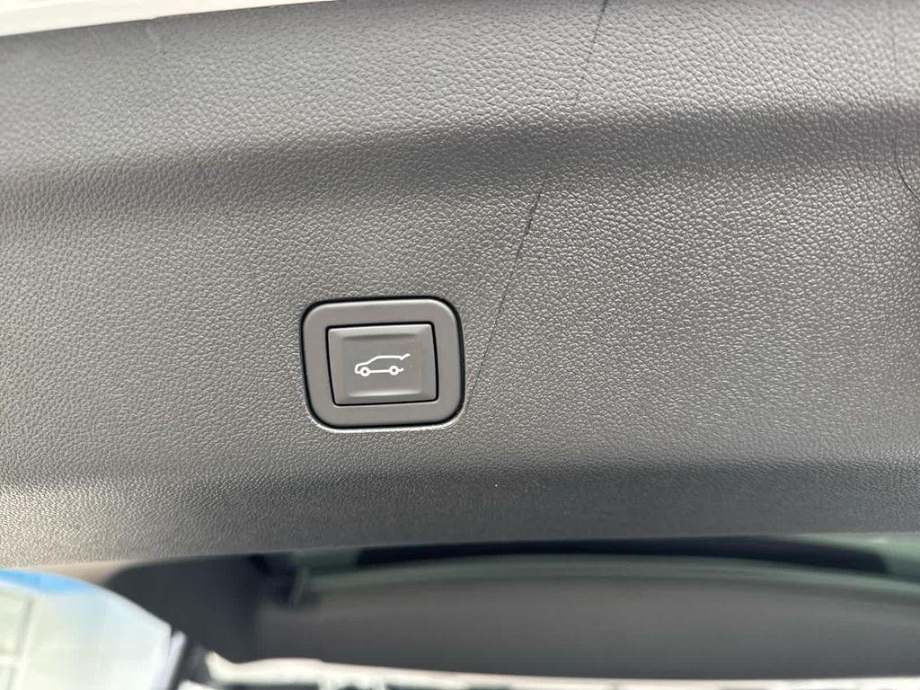 new 2025 Chevrolet Tahoe car, priced at $78,500