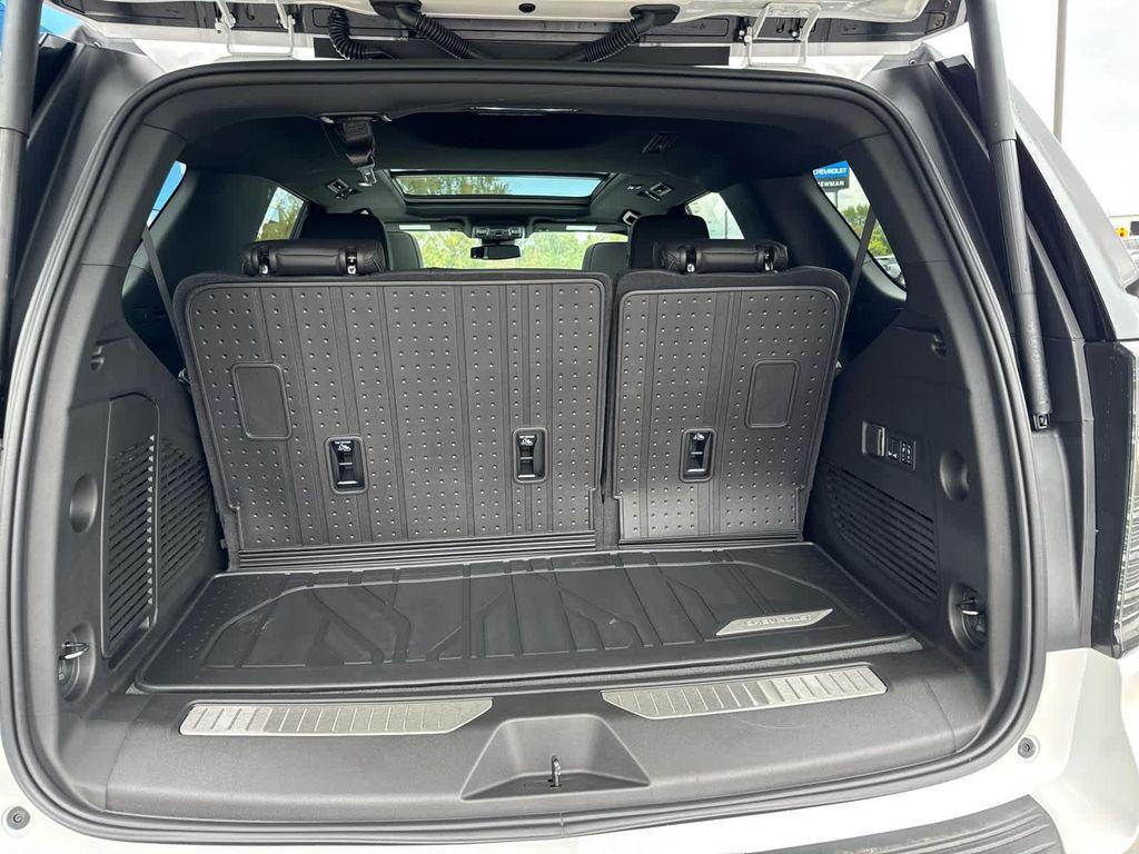 new 2025 Chevrolet Tahoe car, priced at $78,500