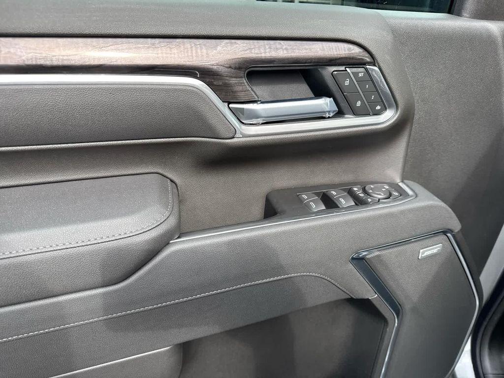 new 2026 Chevrolet Silverado 2500 car, priced at $74,320