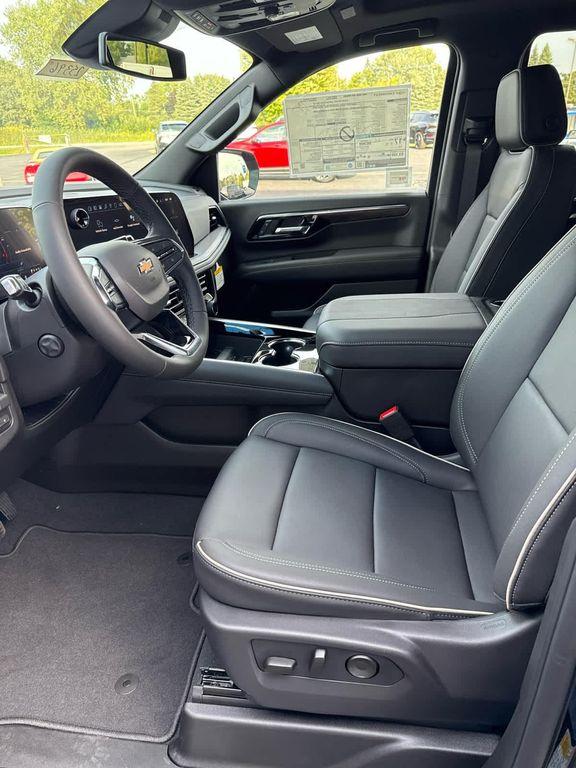 new 2025 Chevrolet Tahoe car, priced at $77,993