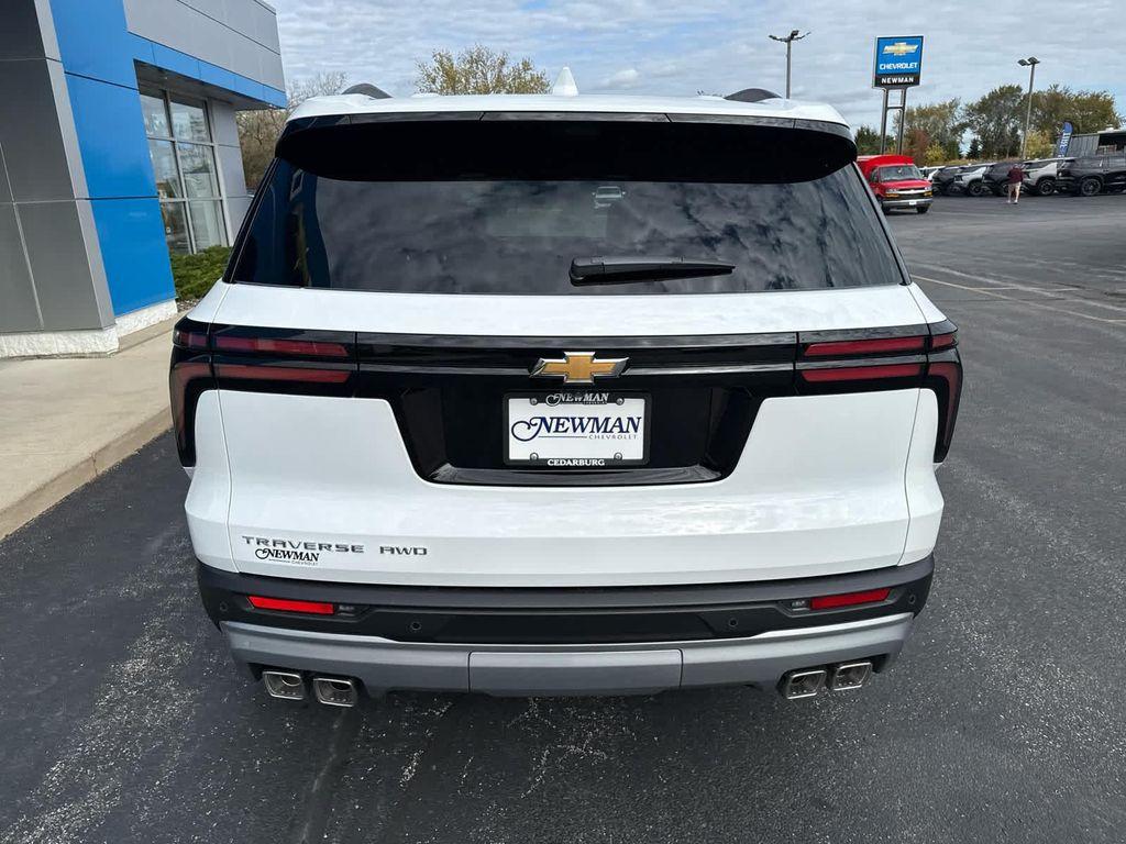 new 2026 Chevrolet Traverse car, priced at $46,920