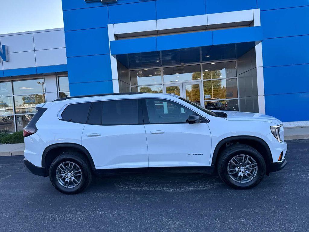 used 2025 GMC Acadia car, priced at $38,898