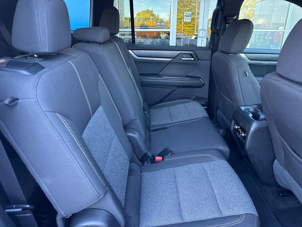 used 2025 GMC Acadia car, priced at $38,898