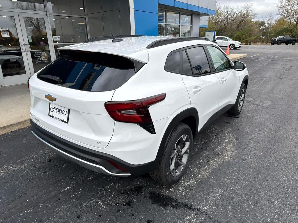 new 2026 Chevrolet Trax car, priced at $25,885