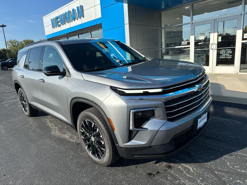 new 2025 Chevrolet Traverse car, priced at $47,612