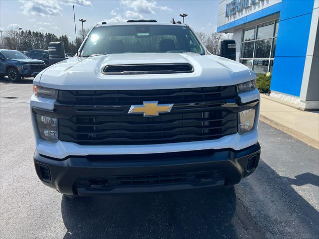 new 2025 Chevrolet Silverado 3500 car, priced at $50,400