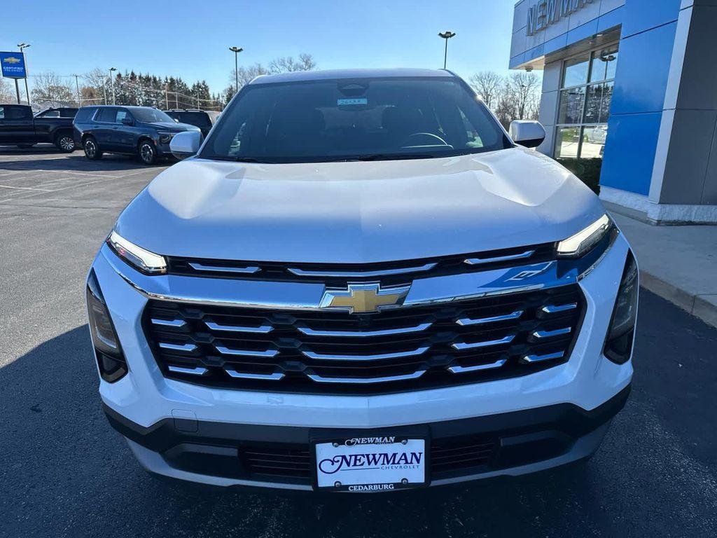 new 2026 Chevrolet Equinox car, priced at $30,495