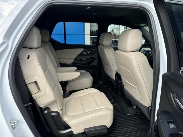 used 2023 Chevrolet Traverse car, priced at $39,900