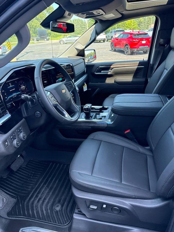 new 2025 Chevrolet Silverado 1500 car, priced at $60,747