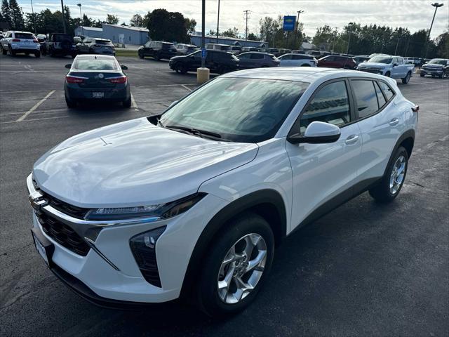 new 2025 Chevrolet Trax car, priced at $22,491