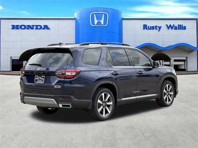 new 2025 Honda Pilot car, priced at $48,895