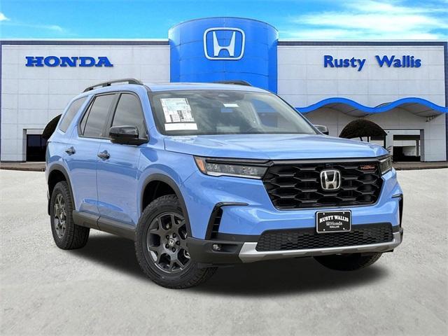 new 2025 Honda Pilot car, priced at $51,250