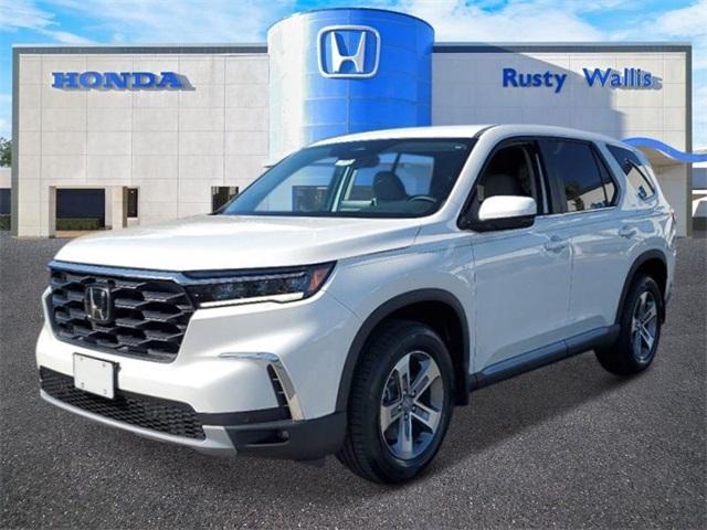new 2025 Honda Pilot car, priced at $42,353
