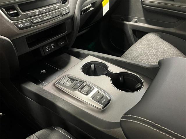 new 2025 Honda Ridgeline car, priced at $40,240