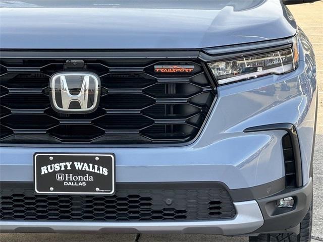 new 2025 Honda Pilot car, priced at $51,730