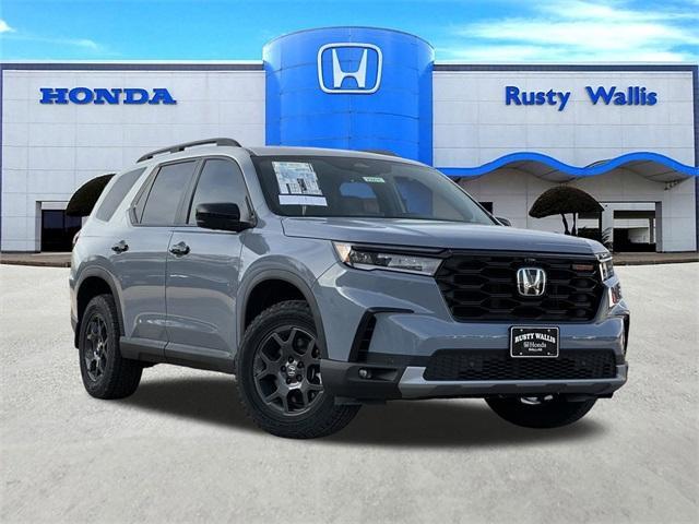 new 2025 Honda Pilot car, priced at $51,730