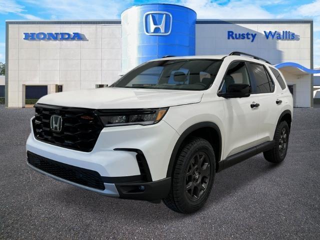 new 2025 Honda Pilot car, priced at $48,359