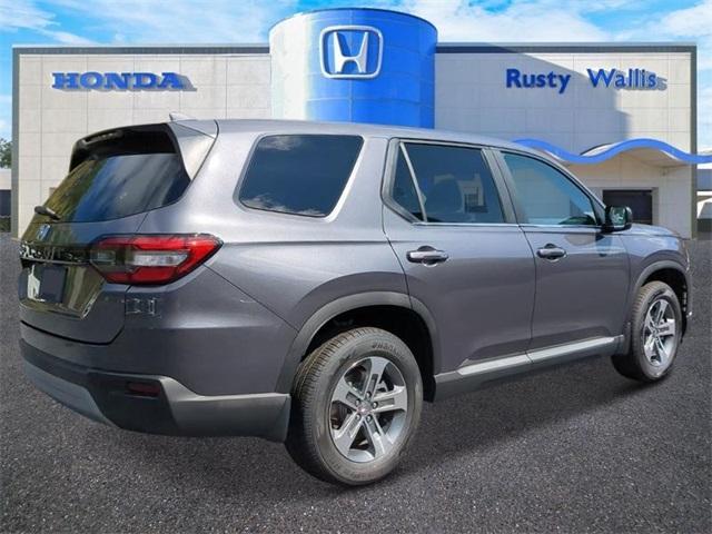 new 2025 Honda Pilot car, priced at $44,950