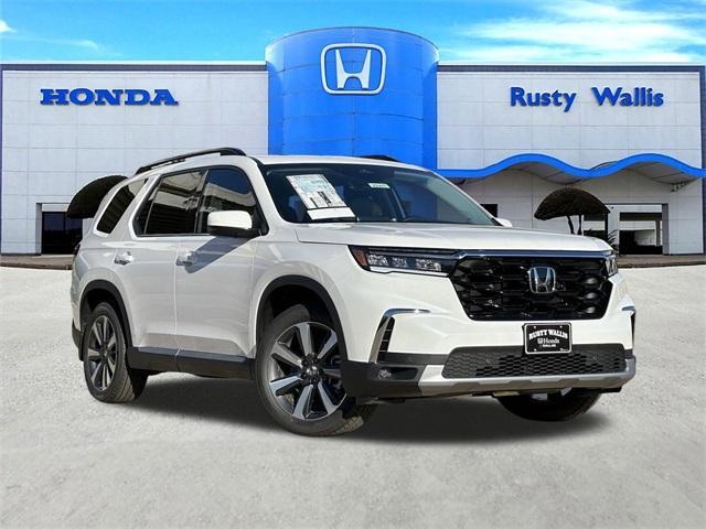 new 2025 Honda Pilot car, priced at $50,340