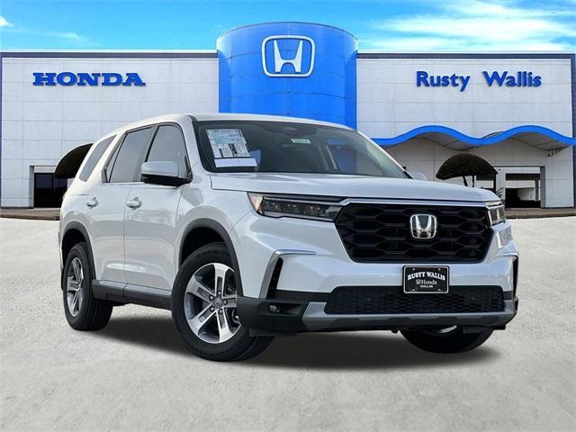 new 2025 Honda Pilot car, priced at $48,235