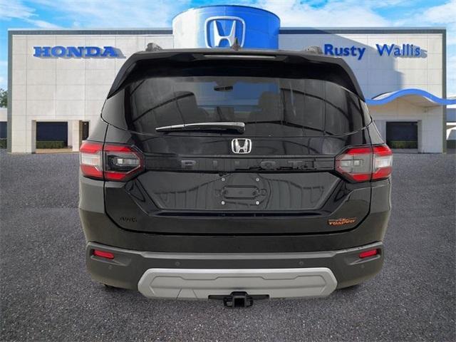 new 2025 Honda Pilot car, priced at $47,832